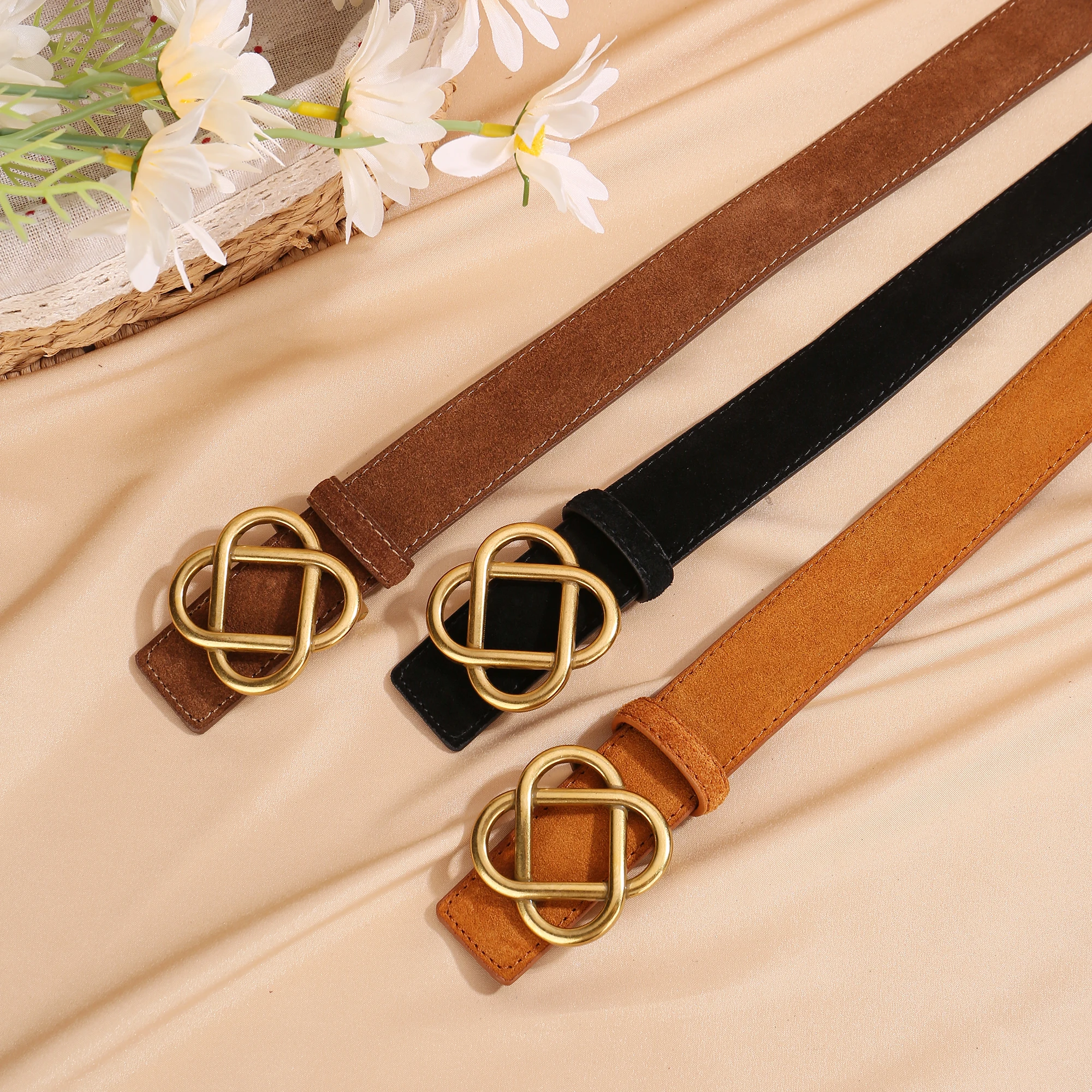 

2024New Luxury Cowhide Suede Belt for Women Ankola Red Leather With Stylish Chinese Knot Square Buckle for Dresses And Jeans