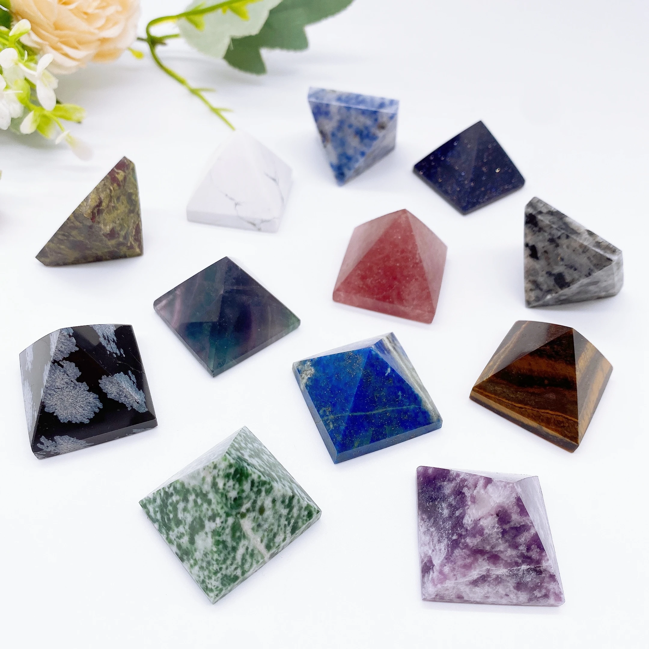 

30MM Natural Tiger Eye Lapis Stone Fluorite Obsidian Pyramid Crystal Chakra Point Tower Witch Energy Healing Home Garden Decor