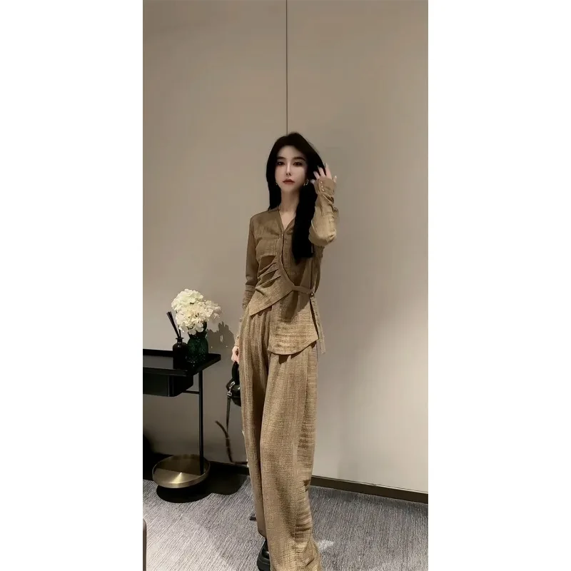 Casual Fashion Suit for Women Autumn and Winter New Button Long-sleeved T-shirt Women's Wide-leg Pants Temperament Two-piece Set