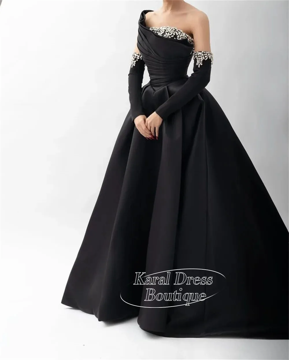 

Черные атласные платья из бисера в Дубае De Soirée на одно плечо, трапециевидные платья для выпускного вечера, вечернее платье длиной до пола с длинными рукавами по индивидуальному заказу