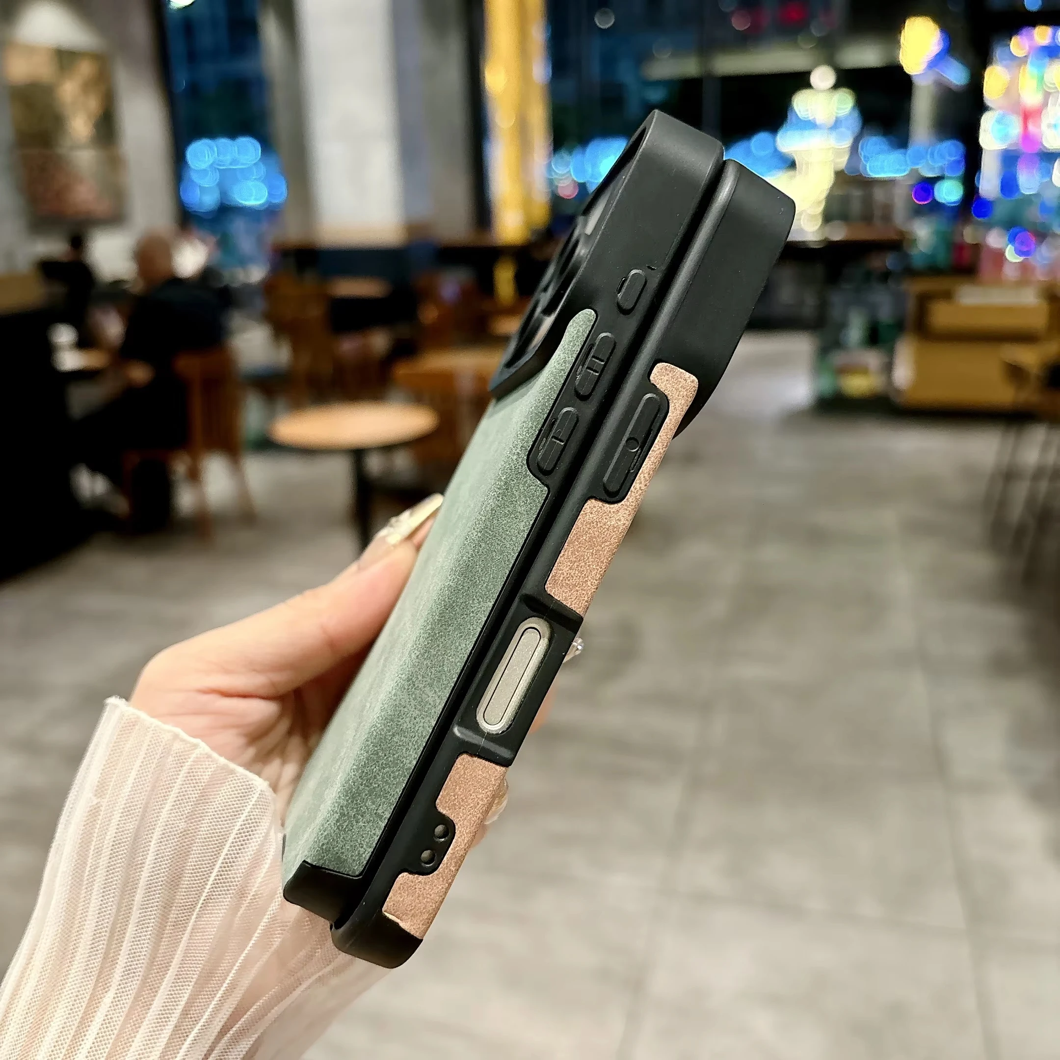 

Microfiber Leather phone case for iphone 17 air 16 15 14 plus 13 12 11 pro max cover 16e Luxury funda Hip-hop music jack cases