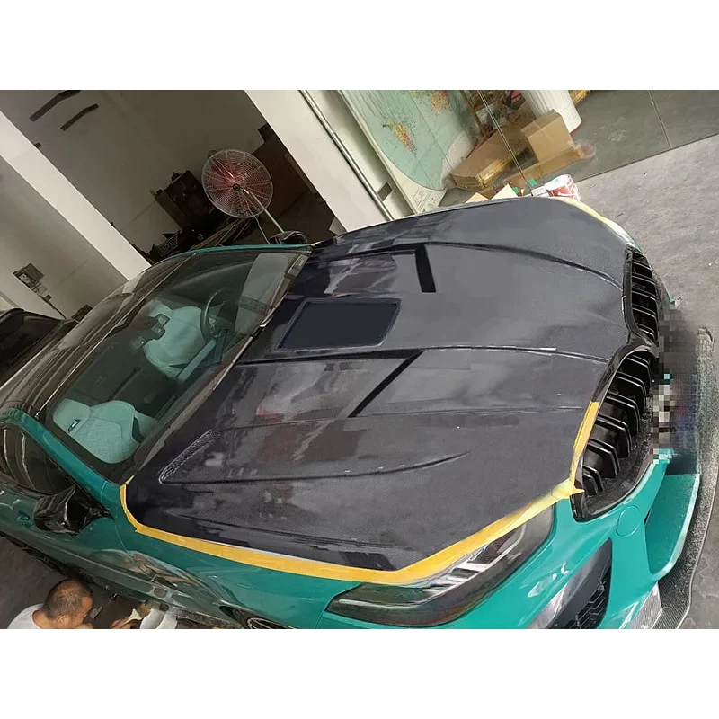 

Carbon Fiber V Style Engine Hood 8 Series G14 G15