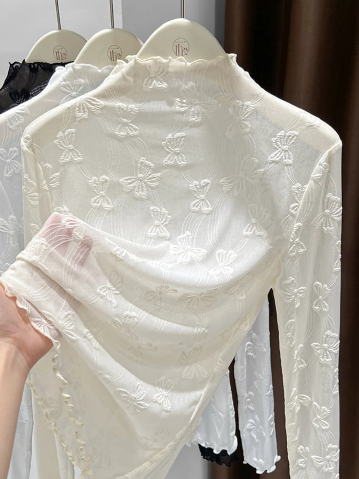 

Женская зимняя блузка Ele Lace Knot Slim Fit с высоким воротником, цветочным узором и эффектом многослойности