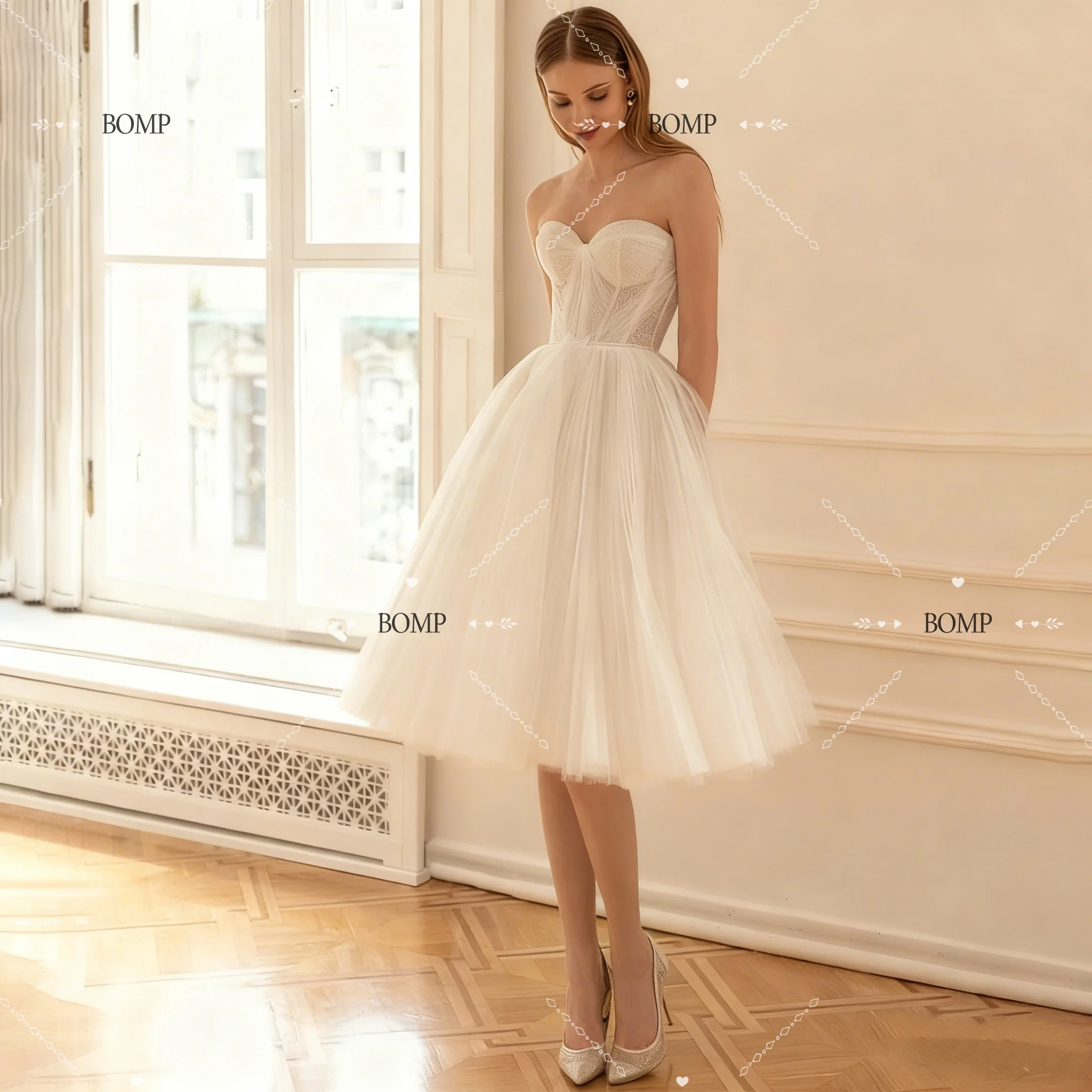 BOMP 신부를위한 간단한 미니 웨딩 드레스 연인 아이보리 튤 무릎 길이 여성 공주 신부 가운 맞춤형 로브 드 마리에