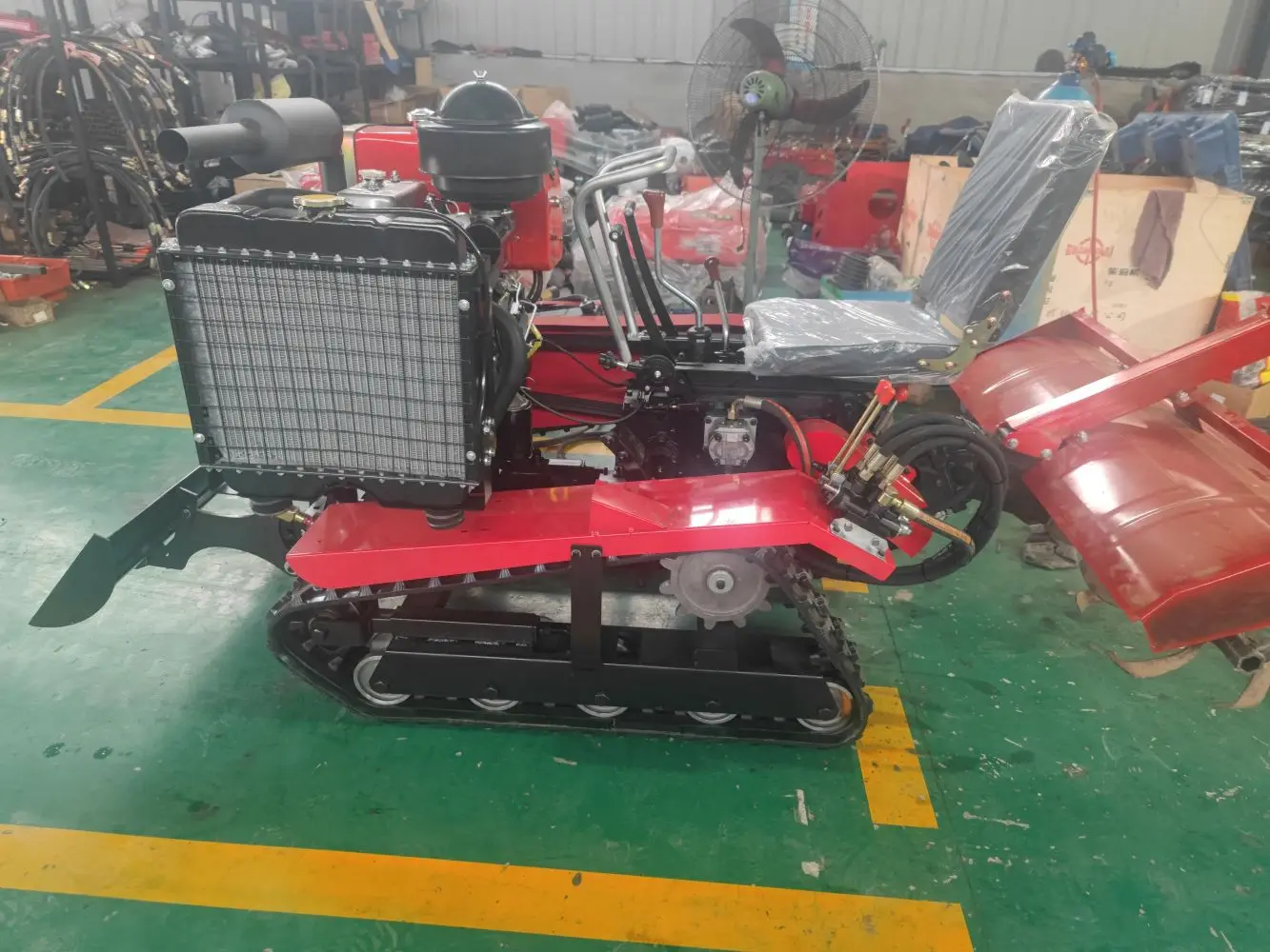 Agricultural Farm Tools and Equipment Crawler Rotary Tiller Price with Various Implement for Sale