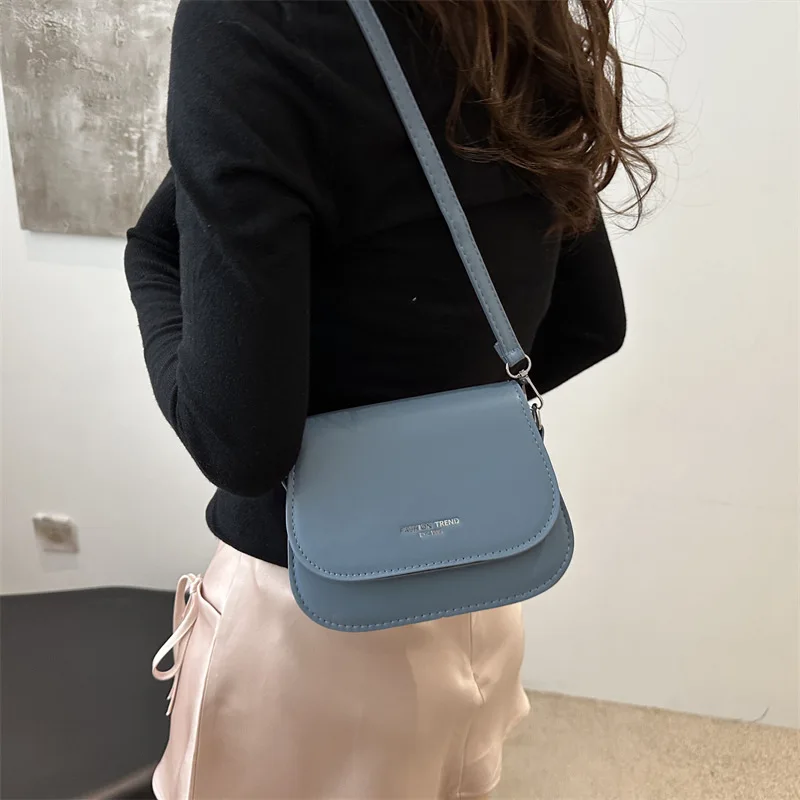 Trendy Saddle Shoulder Bag Women PU Leather Crossbody Bag Simple Solid Color Flap Messenger Bag Fashion Handbags Pouch