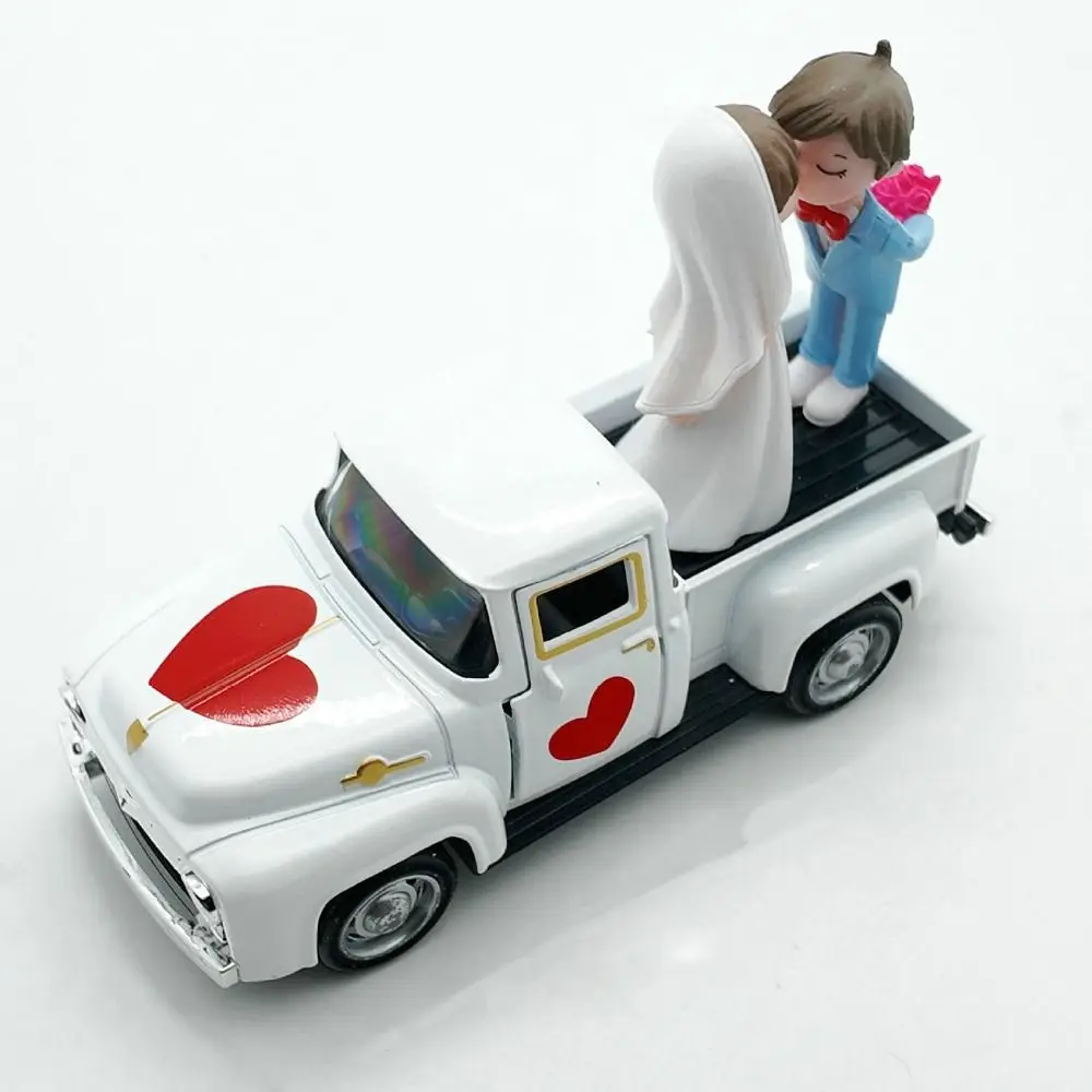 With Couple Doll Valentine’s Day Truck Decor Statue Sensory Toy Mini Car Ornament Figurines Heart-Shaped