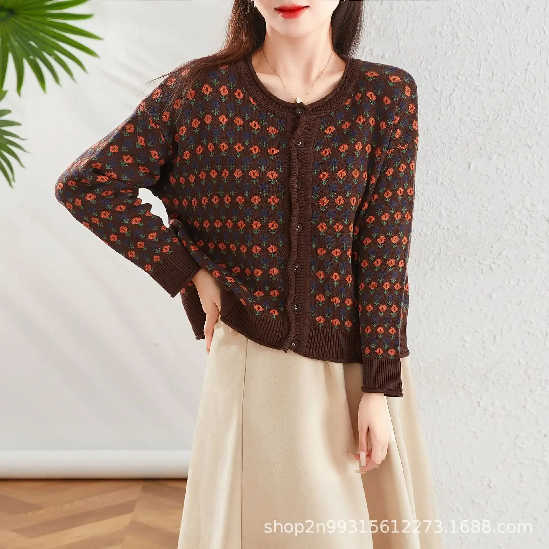 Autumn Round Neck Loose Casual Women's Fashion New Style Cardigan Thick Knitted Coat Top Flower Pattern