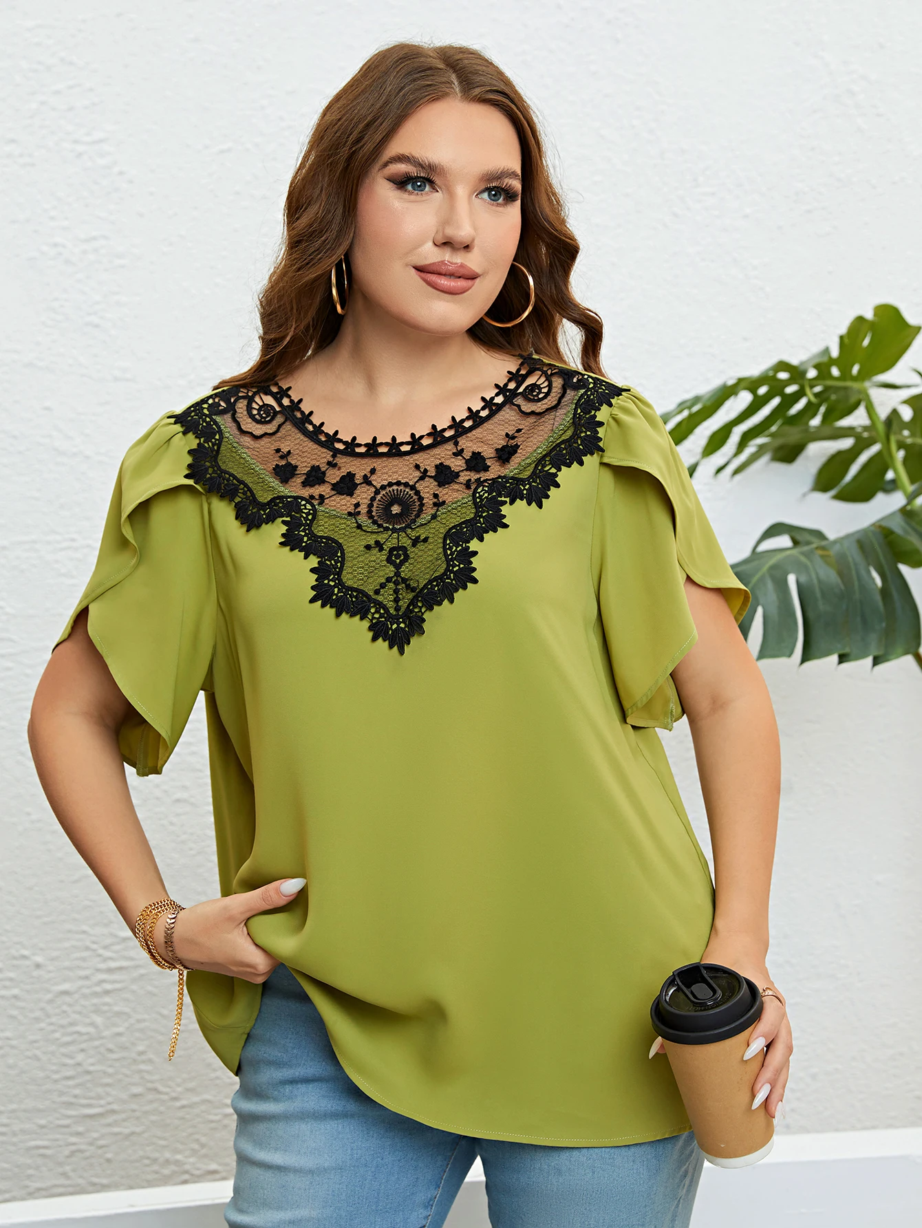 Summer Plus Size Women Clothing Solid Tie Back Contrast Lace O-Neck Blouses Fashion Short Sleeve Casual Loose Tops Blouse