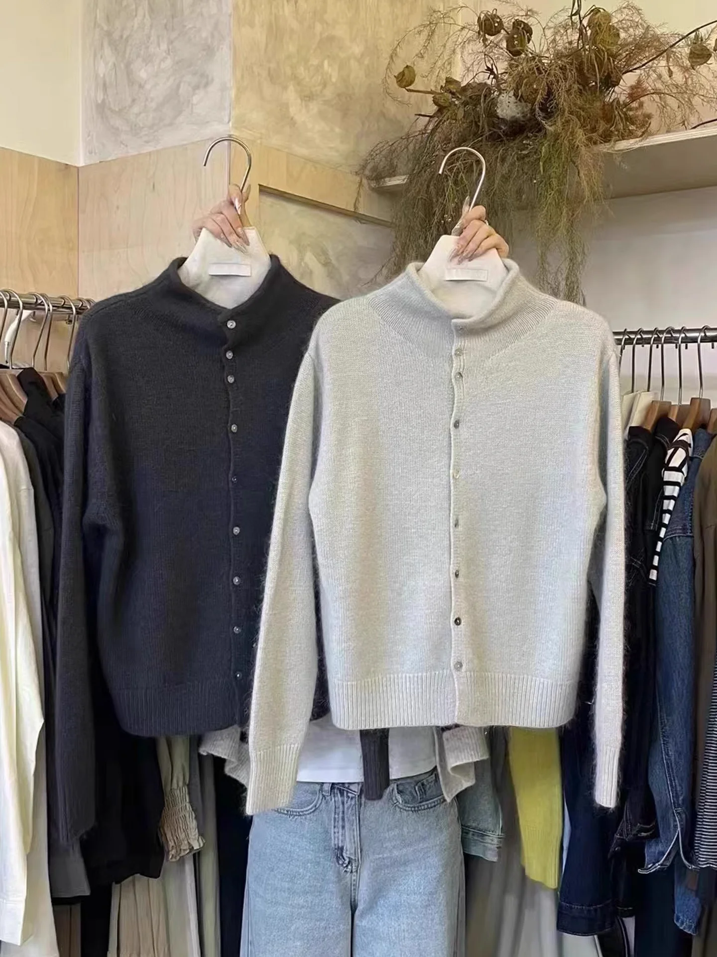 เสื้อคาร์ดิแกนไหมพรมถักยาว สวมใส่สบาย แฟชั่นสำหรับผู้หญิง ใช้งานได้หลากหลาย เหมาะสำหรับฤดูใบไม้ร่วงและฤดูหนาว สไตล์ลำลอง สีพื้น