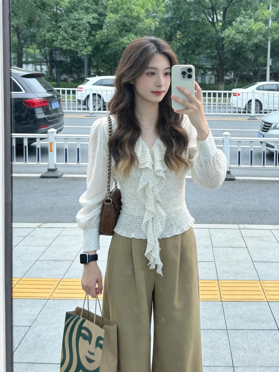 

White Polka Dot Waist-Cinching Long Sleeve Shirt for Women Summer New Style Unique Design Korean Version Breathable Polyester...