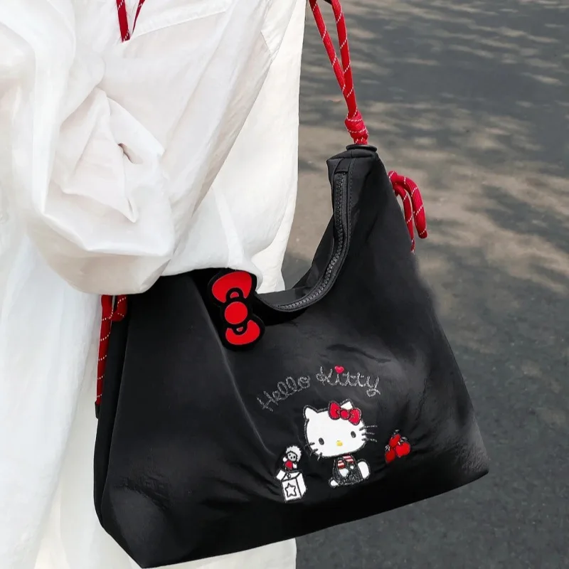 Sanrio Hello Kitty Tas Tangan Hitam Antik Gaya Y2K untuk Wanita Tas Tangan Anak Perempuan Populer Tas Tote Tas Penyimpanan Makeup Hadiah Tote Tren