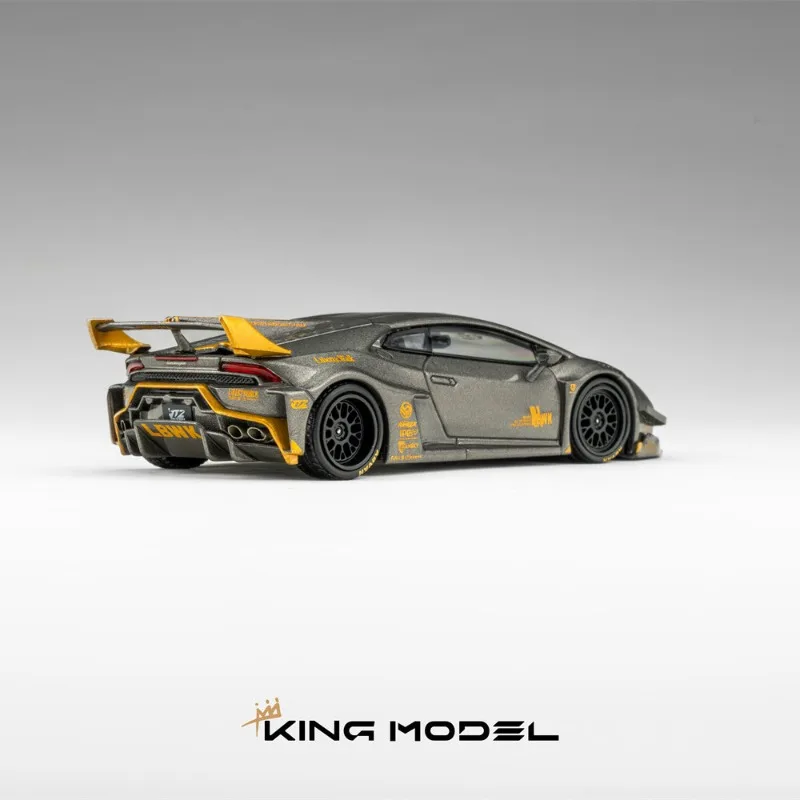 [In Stock] KING MODEL 1:64 Lamborghini Huracan Cast Alloy Model Car, Gray-Gold Painted Modified Racing Car, Collectible Display,
