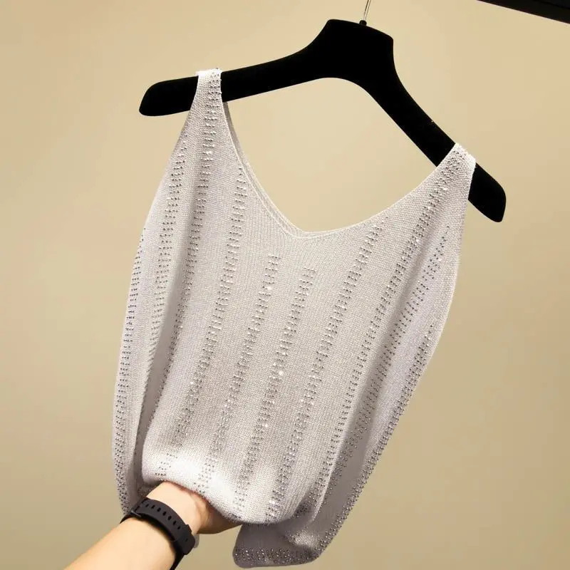 Elegant Fashion Harajuku Slim Fit Female Clothes Loose Sweat Undershirt All Match T-shirts V Neck Solid Sleeveless Tanks JJ172