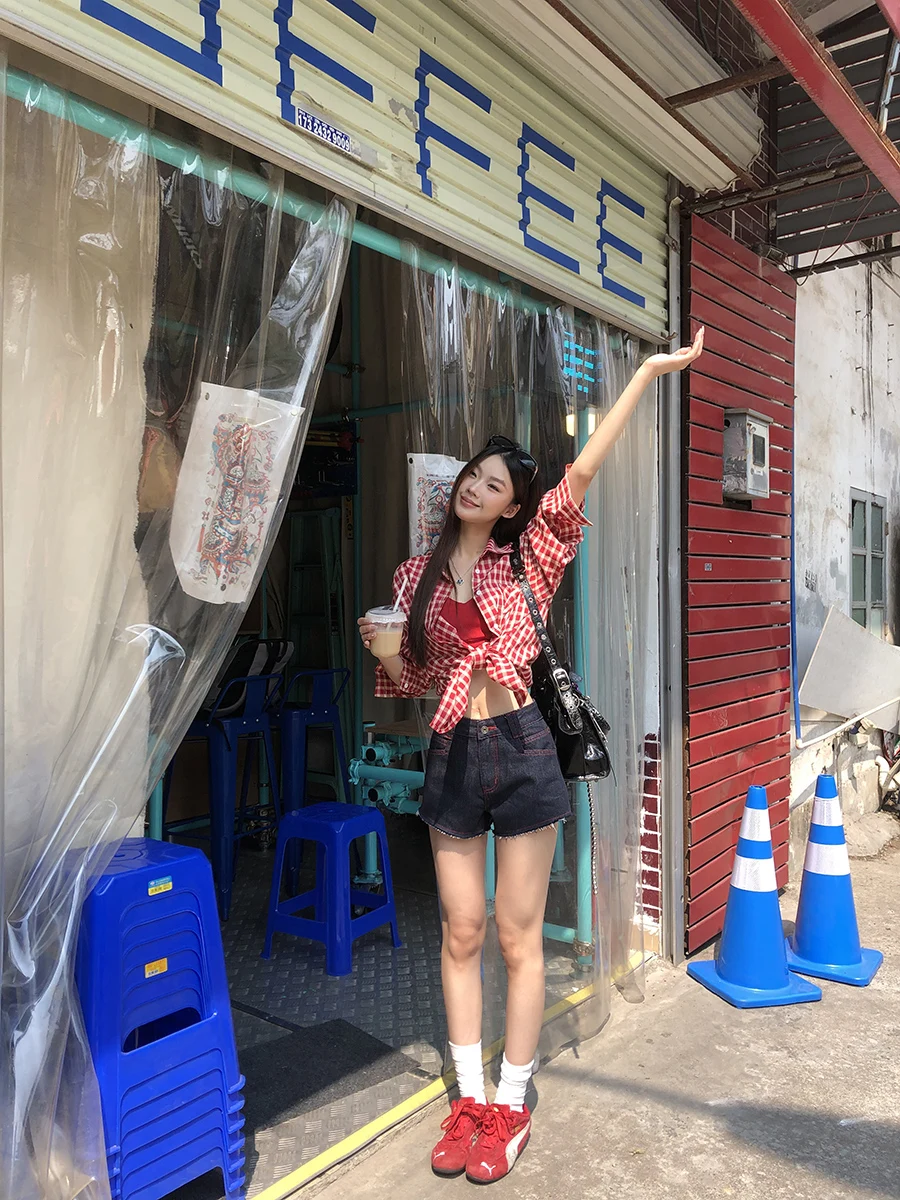 قميص نسائي أحمر منقوش صيفي جديد أنيق راقي خفيف الوزن مضاد للشيخوخة بأكمام طويلة فضفاض مريح مصنوع من مزيج البوليستر والقطن #1