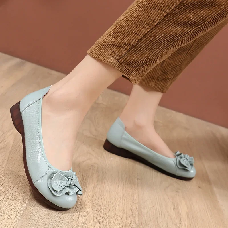 New Genuine Leather Loafers Woman Slip on Women Flats Moccasins Women\'s Flat Shoes Spring Autumn Fashion Bowtie Mother Shoes