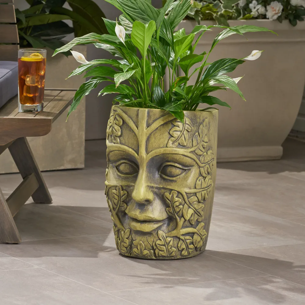 These Exquisite Cast Stone Flower Pots Boast A Unique Appearance, Intricate Carvings, and A Sturdy and Durable Structure, Adding Vitality To Your Space and Bringing A Refreshing Feel.