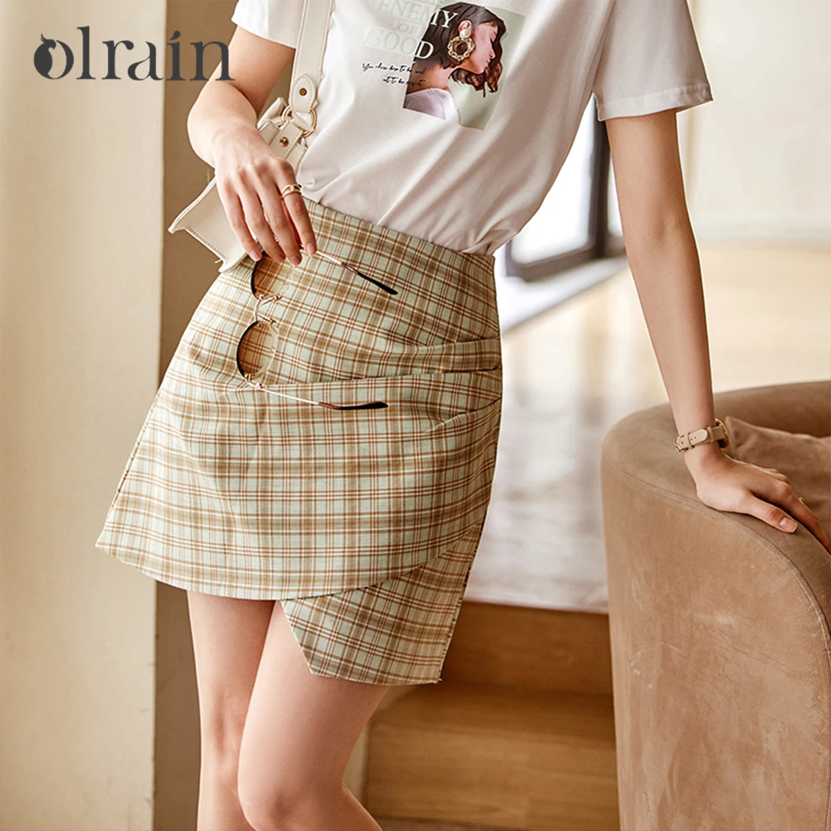 

OLrain Women's Irregular Mini Skirts 2025 Summer Ladies Elegant Green Plaid A-line High Waist Skirt Woman Clothing O21XB50525