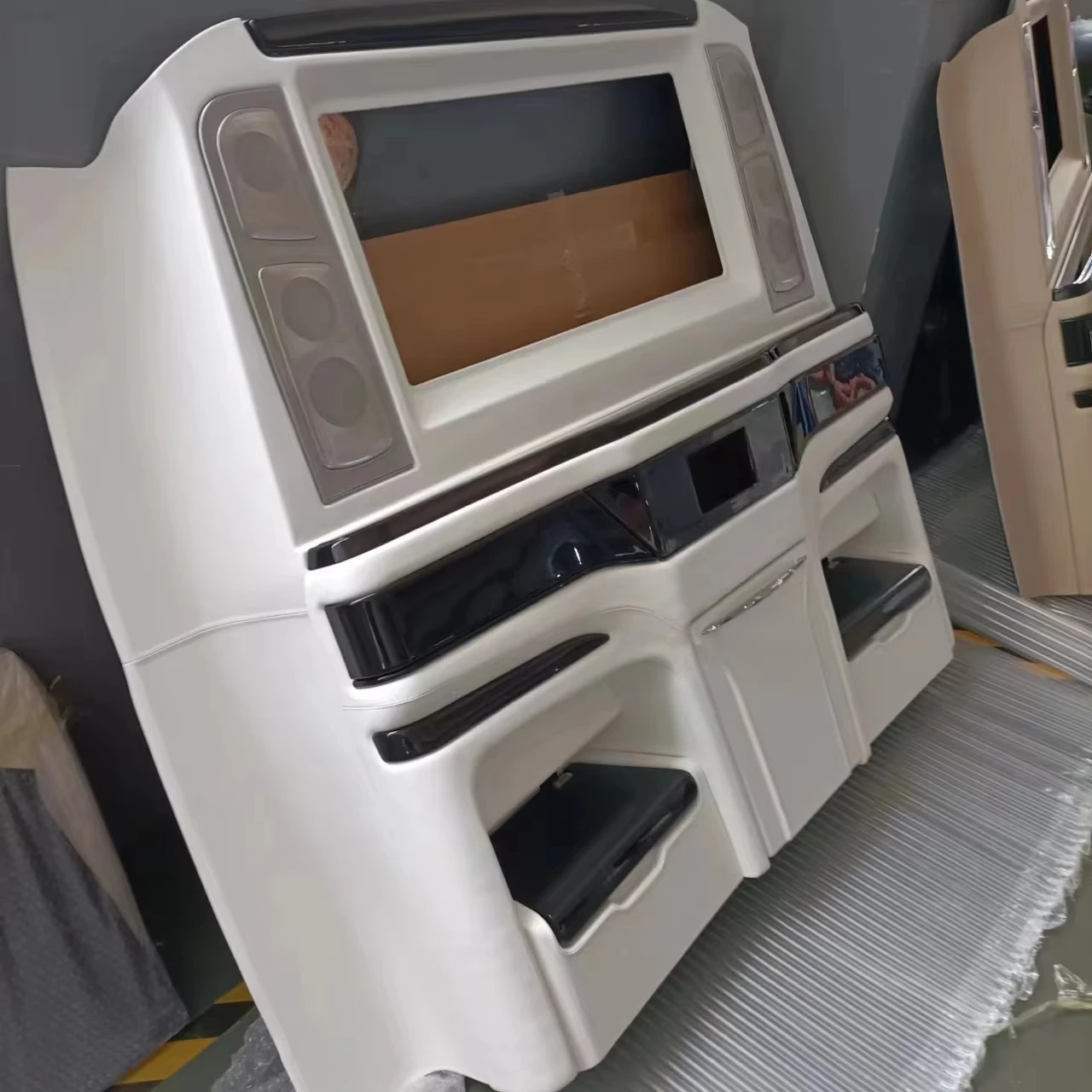 Car Interior  Accessories Luxury Van Car Seat for MPV with Good Price for Vito/v-class/w447/v250/v300/metris Alphard Vellfire