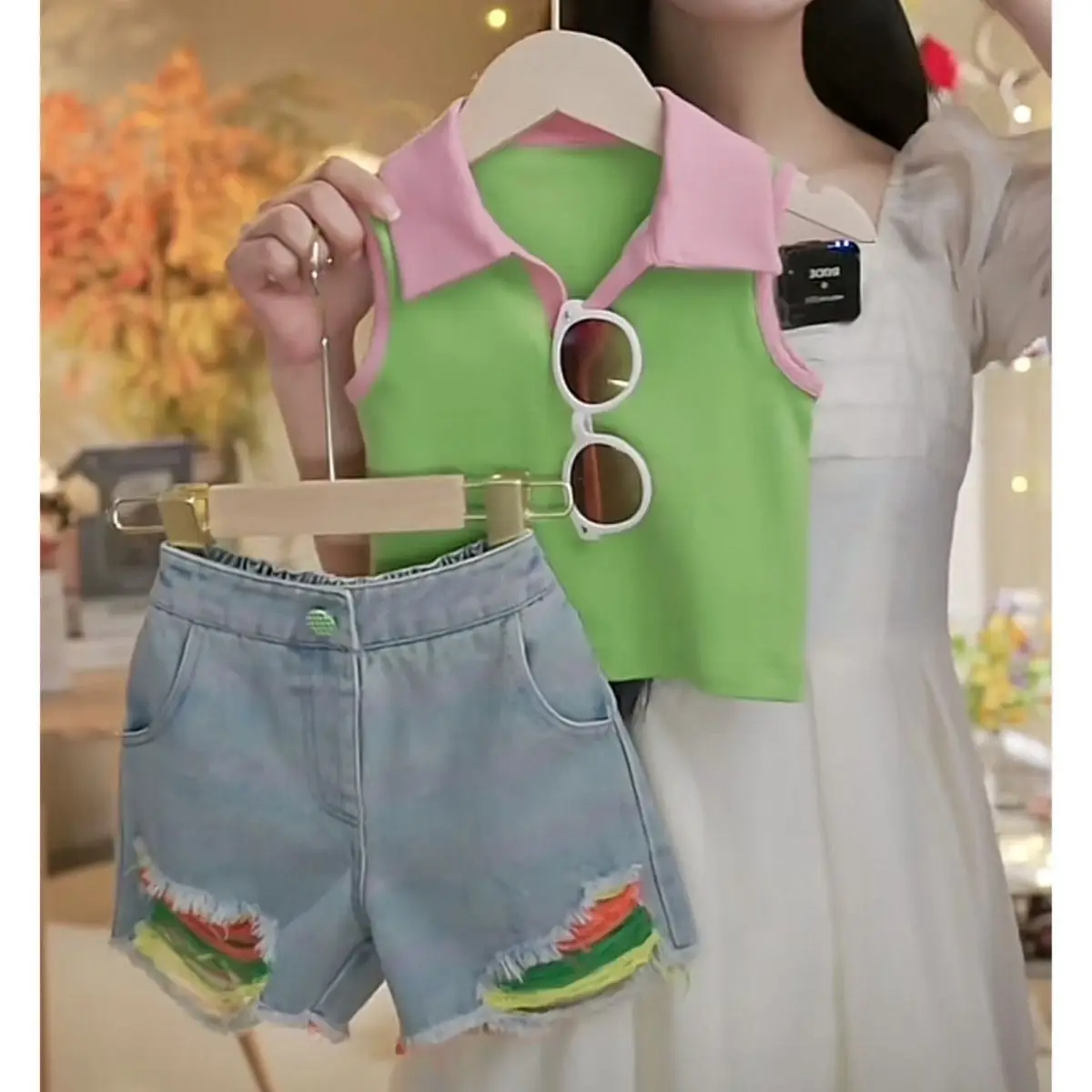 Girls Summer Turn-down Collar Vest Set 2026 New Korean Fashionable and Versatile Ripped Denim Shorts Summer Trend Two Piece Set