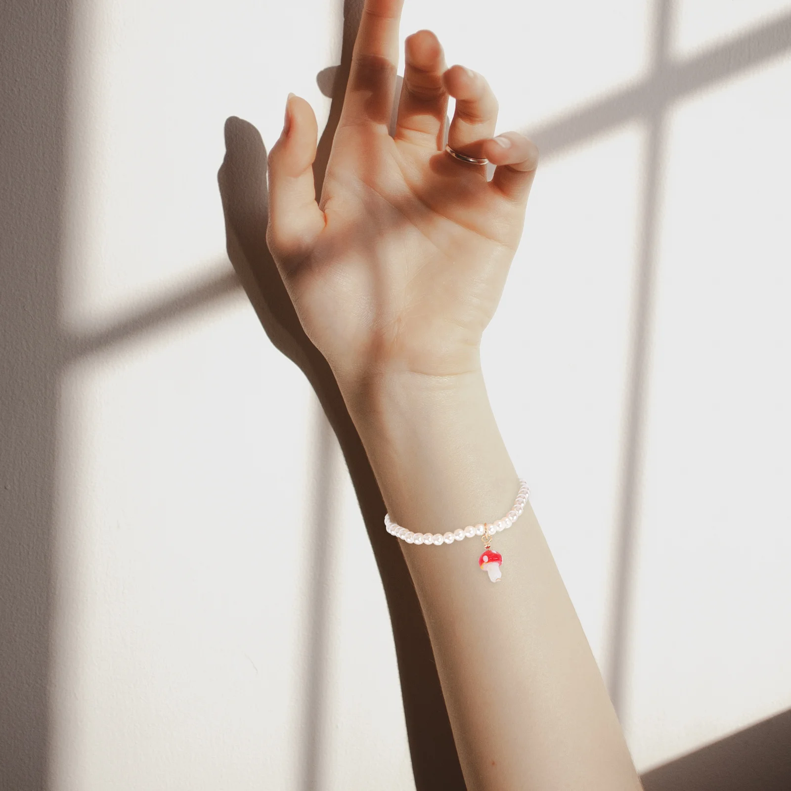 سوار اللؤلؤ للنساء أنيق مطرز تمتد سوار الحد الأدنى مجوهرات هدية لحفلات الزفاف حفلة موسيقية الصيف الشاطئ #1