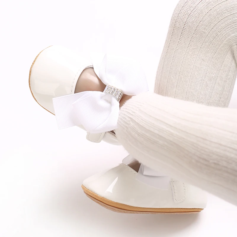 Niedliche Prinzessinnen-Babyschuhe, Frühlings- und Herbstedition, Schmetterlings-Schleifen-Dekoration, weicher PU-Boden, geeignet für 0–1 Jahre alte Babys – Detail 13