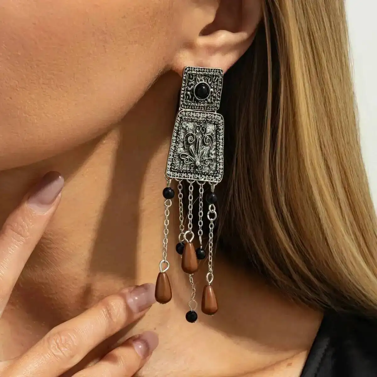 

PuRui Vintage Engraved Flower Square Drop Earrings for Women with Charm Tassel Pendant Daily Wear Party Accessory Jewelry Gift