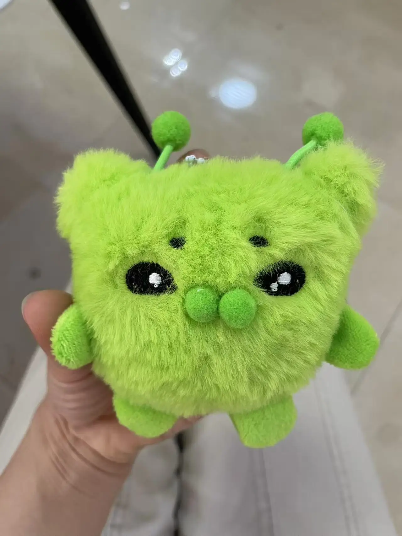 2026 Nuevo Muñeco de Peluche Hakimi Egg Boy Verde para Fiesta, Gato Alienígena Feo y Adorable, Colgante para Bolso, Regalo