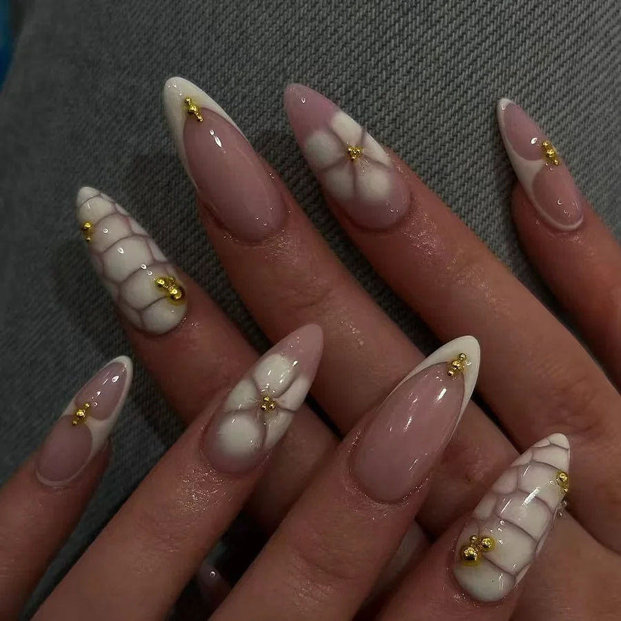 

24Pcs Mid-length Almond Fake Nails Press on White French Flower Smudge with Design Full Cover Nails Tips Detachable False Nails