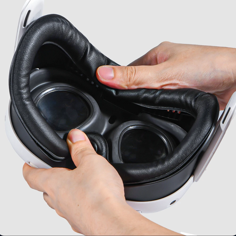 

Cooling Fan with Facial Interface Face Cover Relieve Lens Fogging Facial Ventilation Fan 3 Speeds for Meta Quest 3 Accessories