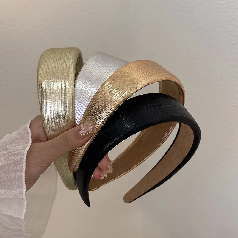 Diademas anchas de cuero estilo coreano, diademas de PU brillantes en oro y plata, aros para el cabello lisos de moda, pinzas para el cabello de mujer, accesorios retro para el cabello.