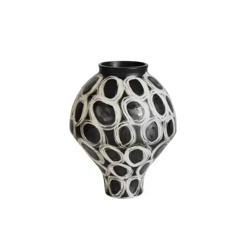 French medieval ceramic vase New Chinese home furnishing model room can arrange flowers, circle pottery pots, flower ornaments