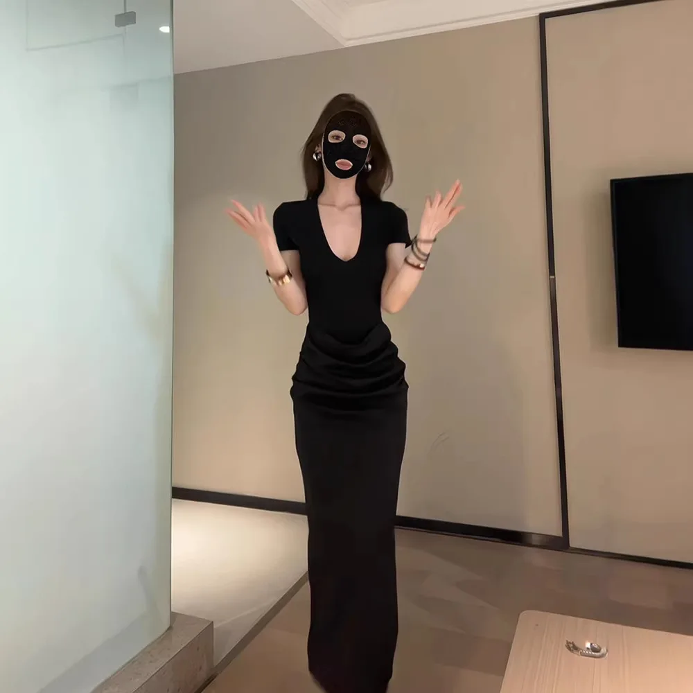 

2026 New Summer Women's Black Elegant Short Sleeve Dress Hottie Waist Slim Fit Bodycon Midi Dress Fashion Stylish Trendy Dresses