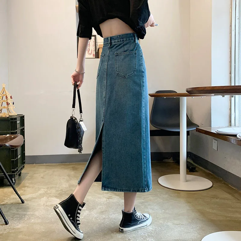 

New Spring and Autumn Mid-Length Skirt with High Waist and Slimming EffectALoose-fitting, slimming, figure-flattering denim skir