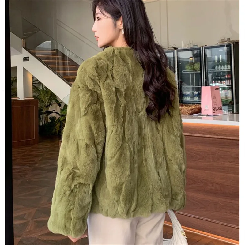الخريف والشتاء 2026 جديد ريكس الأرنب معطف الفرو المرأة موضة الخامس الرقبة طويلة الأكمام الفراء سترة الإناث ملابس خارجية فضفاضة غير رسمية W1156
