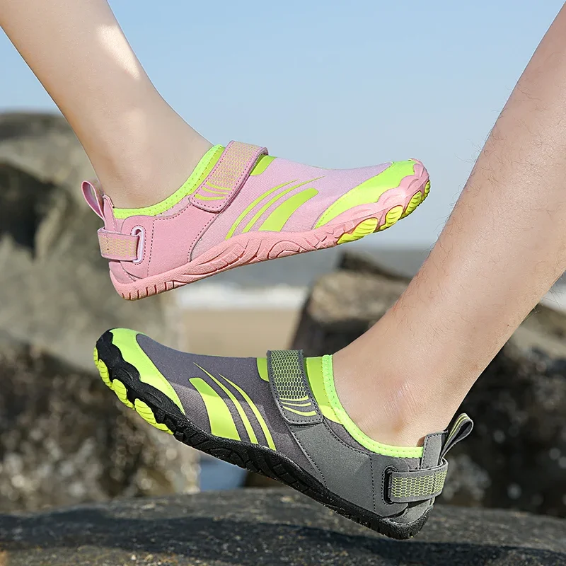 Scarpe da nuoto Unisex da uomo a piedi nudi sandali da spiaggia all'aperto a monte scarpe da acqua Plus Size scarpe da ginnastica antiscivolo per immersioni in mare sul fiume