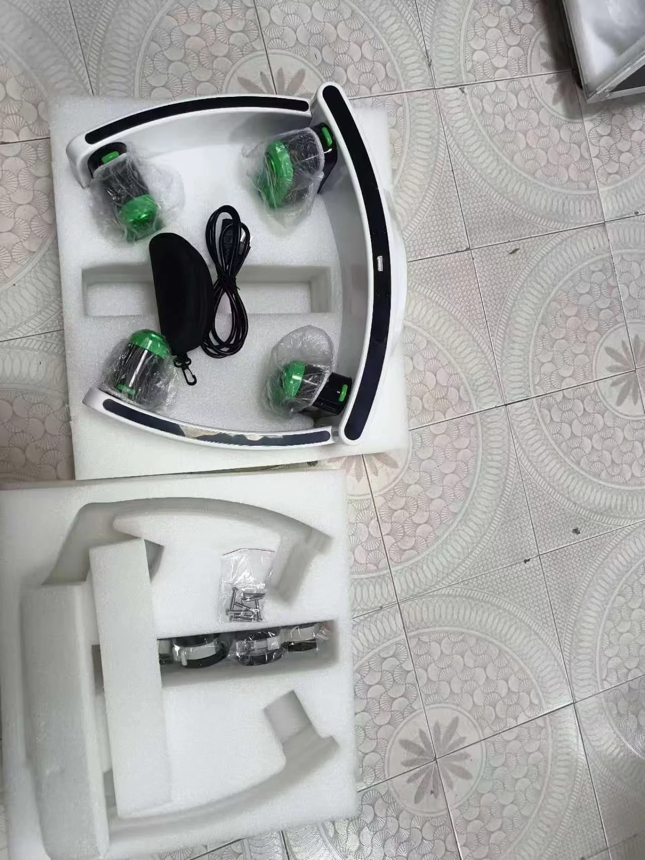 2025 أحدث 10D ليزر الزمرد غير مؤلم 532nm الضوء الأخضر والأحمر الدهون فقدان الوزن تشكيل الجسم التخسيس