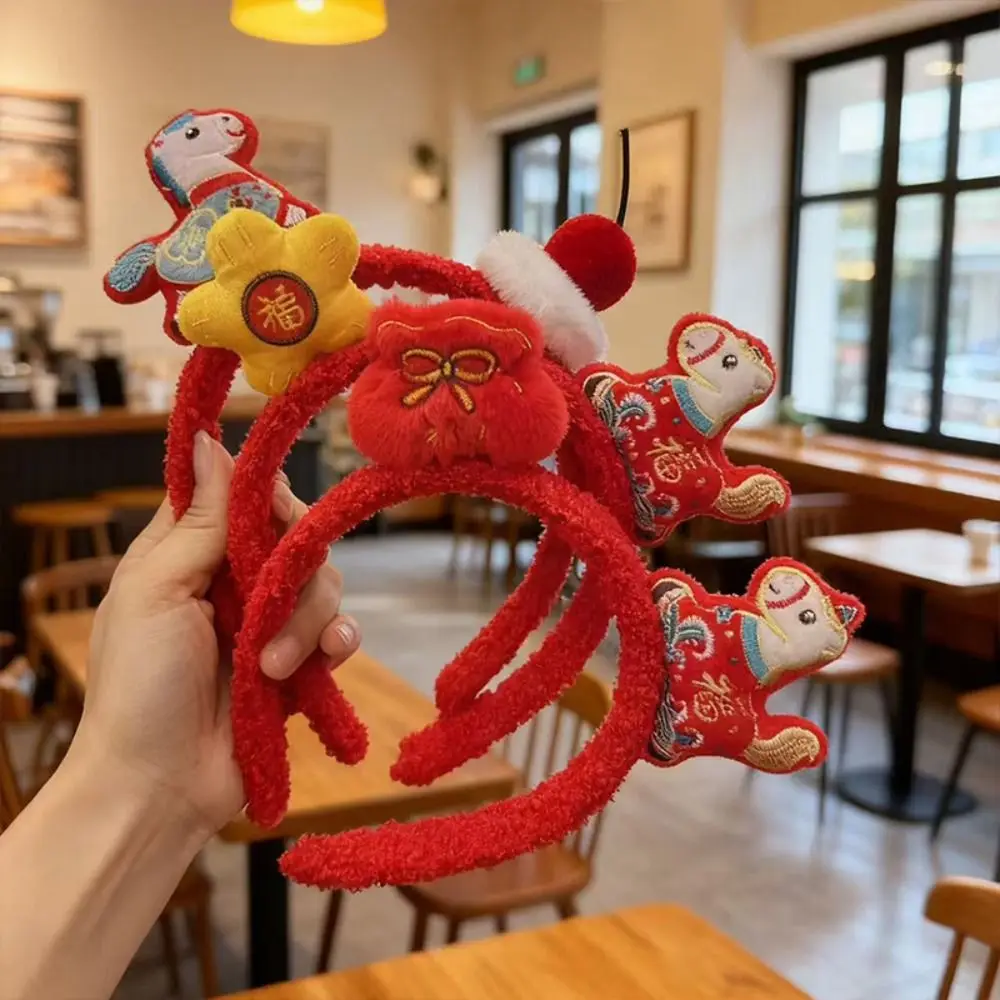 

Cute Cartoon Horse Hair Hoop Mascot Red New Year Headpiece Headwear Good Luck 2026 New Year Headband Photo Prop