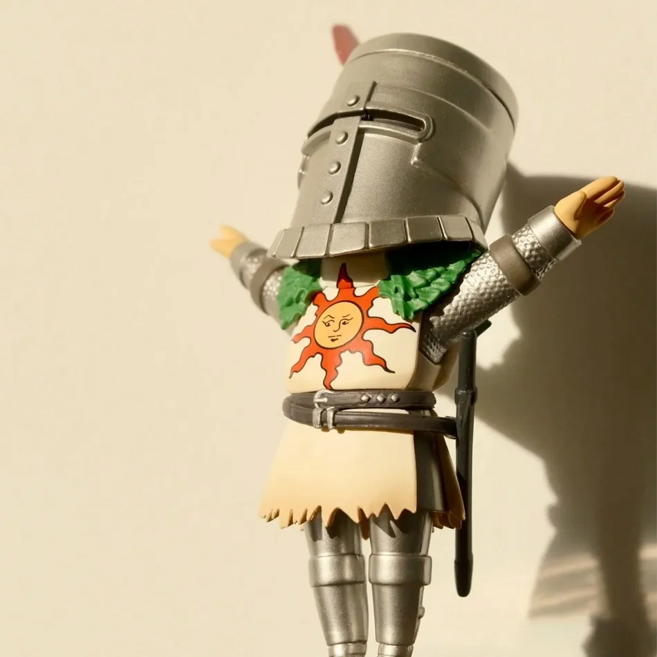1-4 قطعة شخصية أنيمي نسخة النفوس المظلمة Q ، Solaire Artorias Ornstein Fire Keeper ، دمية أنيمي ، نموذج لعبة لهدايا الأطفال