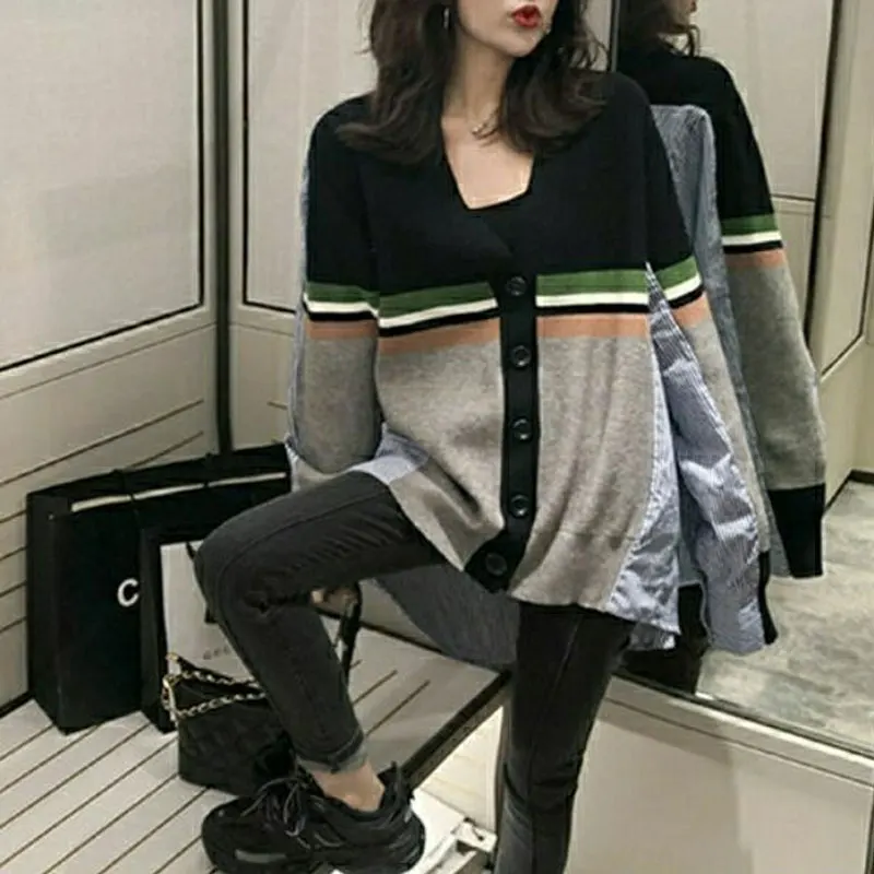 Korean Striped Knitted Patchwork Blouse Spring Autumn New Contrasting Colors Female Clothing Casual V-Neck Single-breasted Shirt