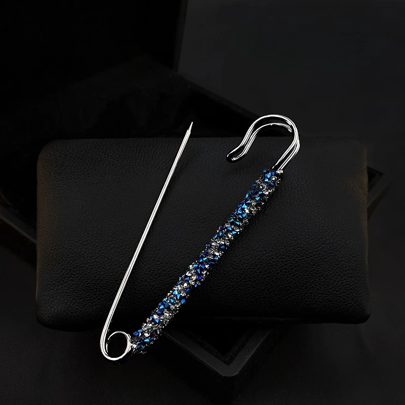 

Luxurious Vintage Cardigan Sweater Pin Fixed Clothes Versatile Wool Coat Brooch Shawl Buckle Accessories Women Suit Jewelry 3730