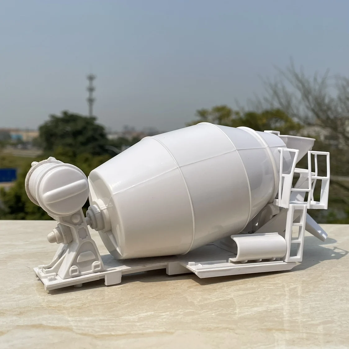 

1/32 New Arrival Special Price Die-cast Plastic Mixer Truck Body Conversion Model Parts Collection Display Toys For Children