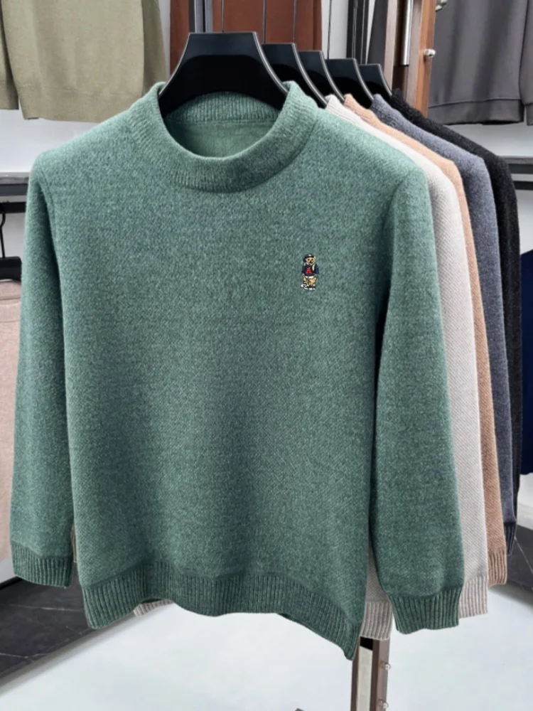 Brand luxury round neck sweater men trendy cartoon bear embroidery winter plush warm comfortable casual quality knitted pullover
