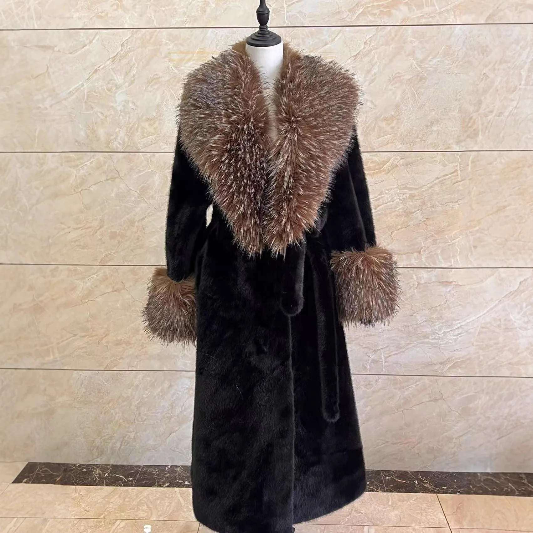 New Faux Fox Fur Women Thick Warm Long Coat Turn Down Collar Maxi Warm Jackets Thick Elegant Coat Belt Belt Outerwear Autumn Win