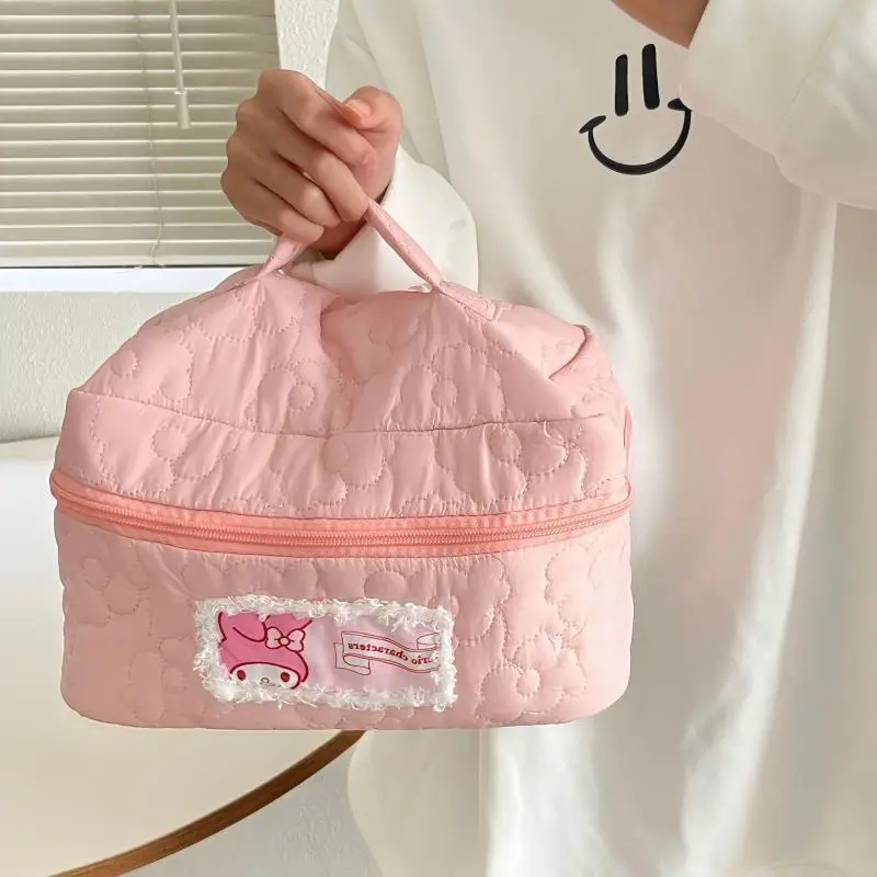 

Hello Kittys Cosmetic Bag Sanrios Cinnamoroll Storage Bag Student Portable Large Capacity Portable Toilet Bag Bags for Woman