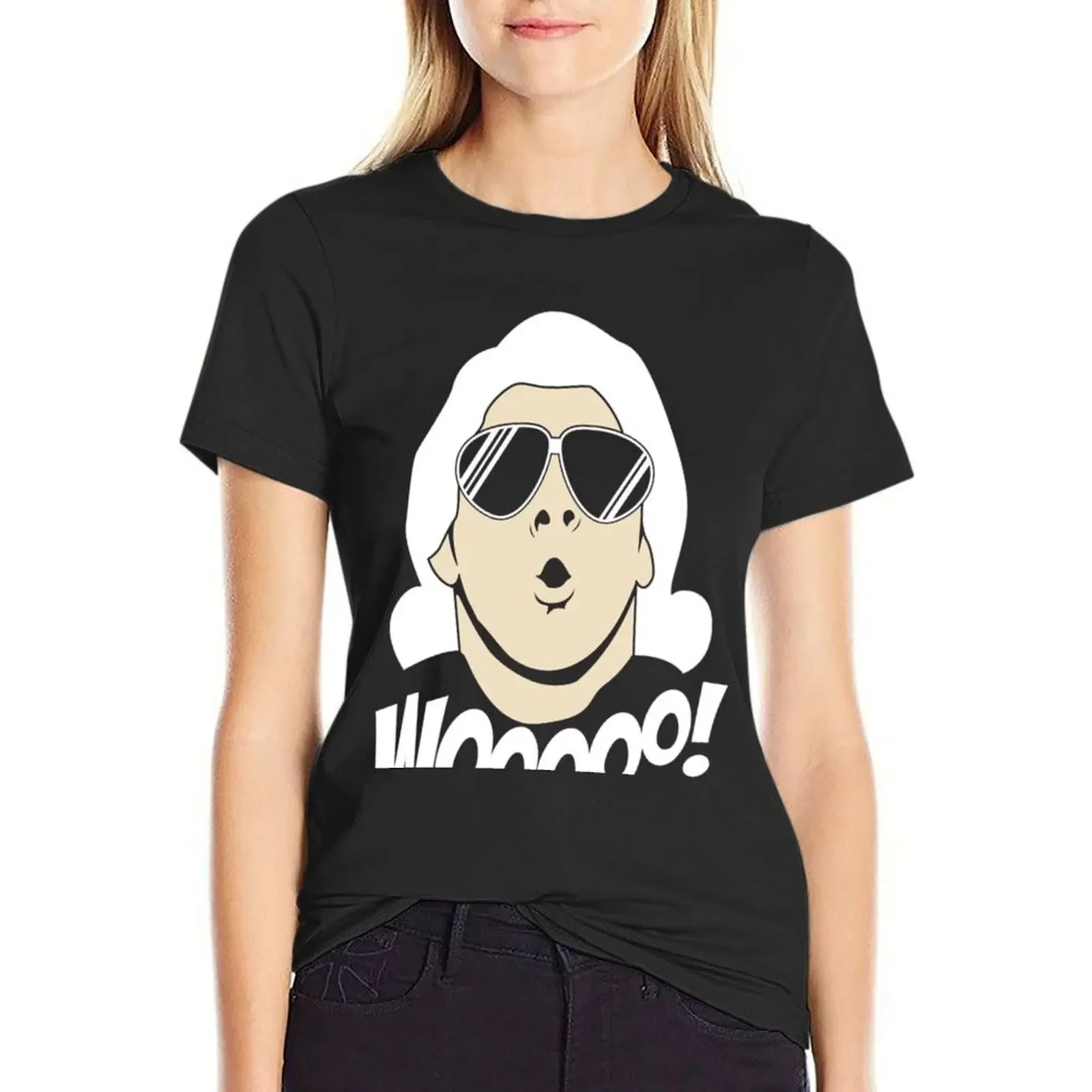 

Woooo! Classic Essential T-Shirt female lady clothes blacks t shirt for Women