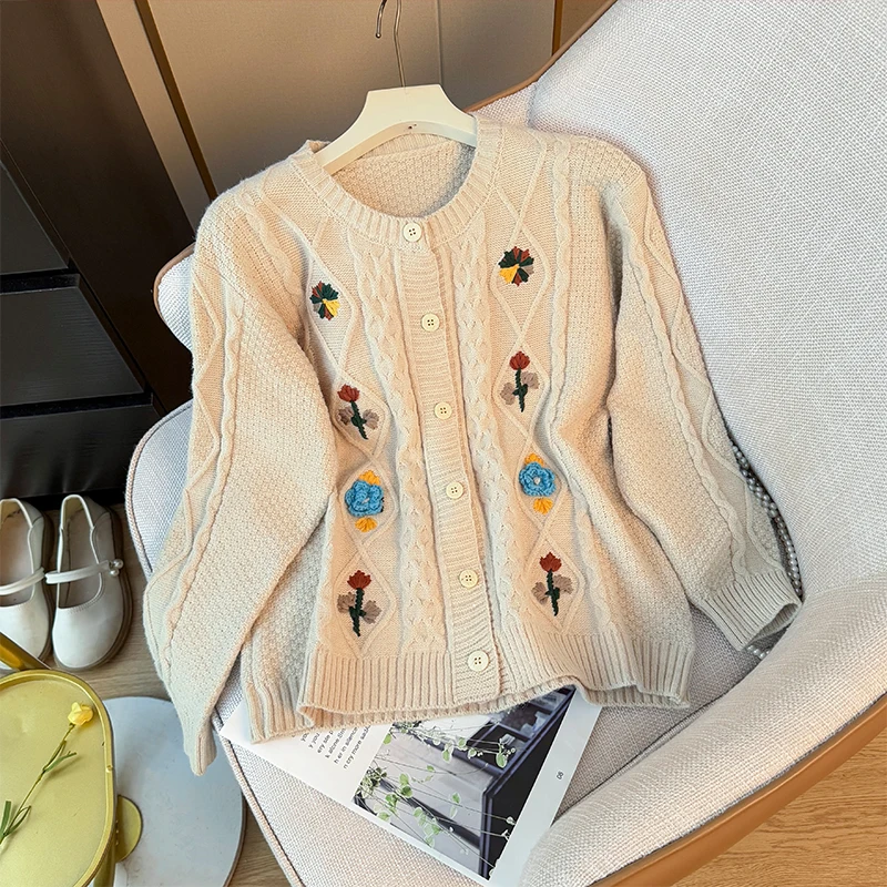 

Gagarich Sweet Girl Embroidered Flower Round Neck Long Sleeve Knitted Shirt Women Summer 2025 Loose Aging Single Breasted Top