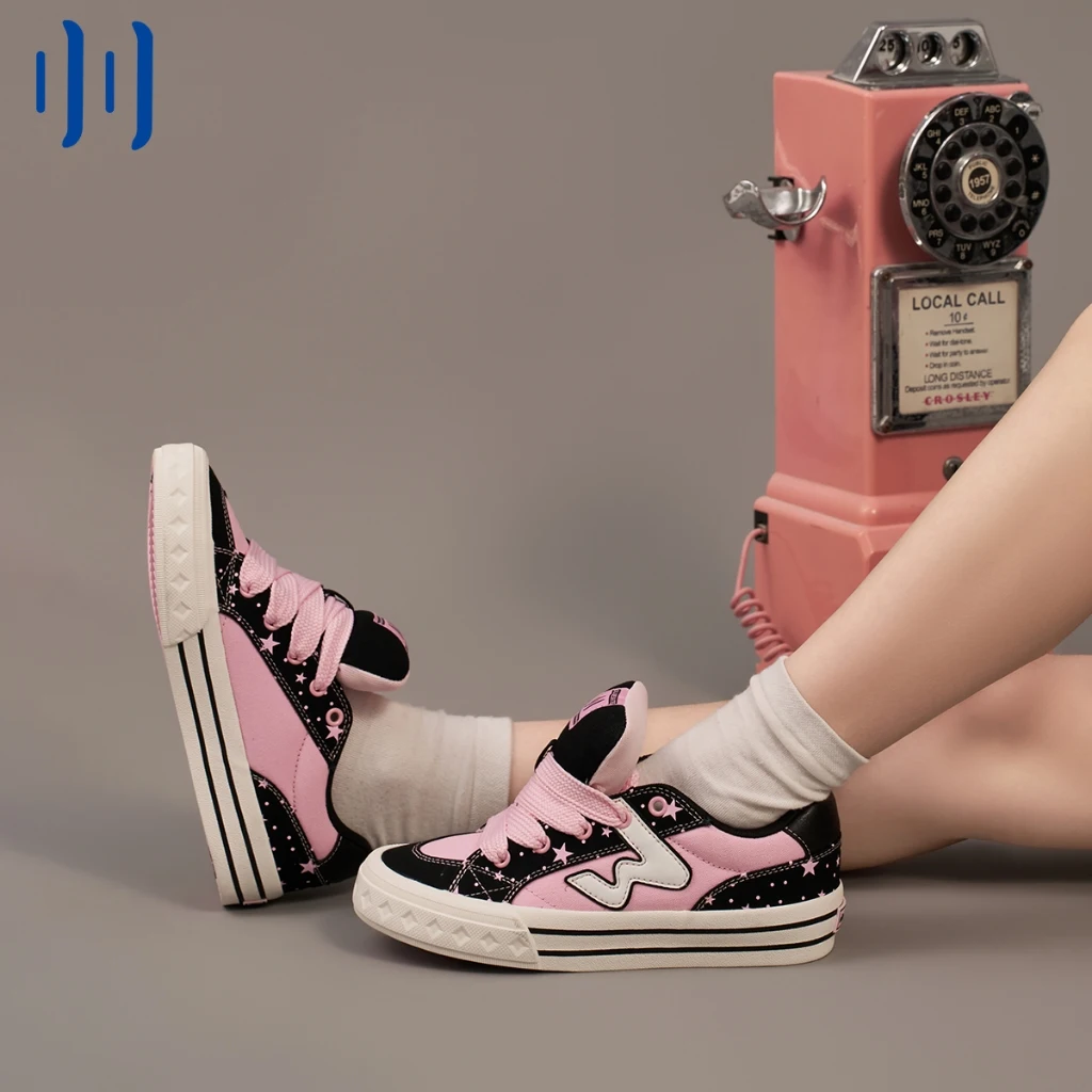 Ollieskate Black Pink Starry Print Retro Soft Sole Bagel Bread Skateboard Shoes Low Top Unisex Student Casual Sneakers