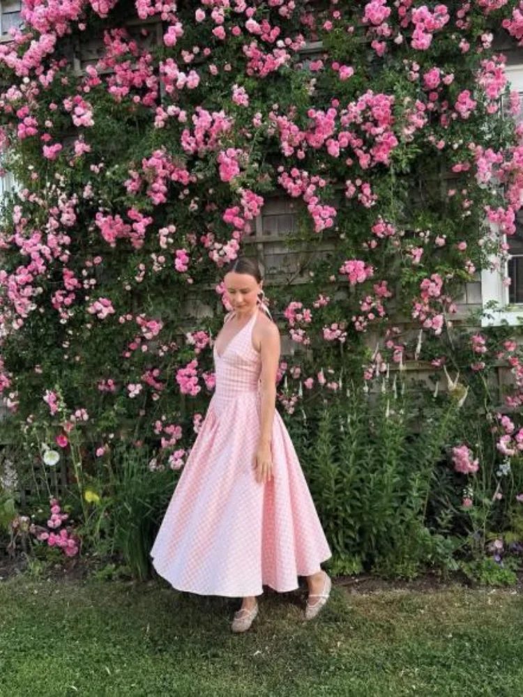 

Chic Gingham V Neck A-line Halter Midi Dress Retro Sweet Women Pink Open Back Robe 2026 Lady Summer Party Casual Vintage Gown