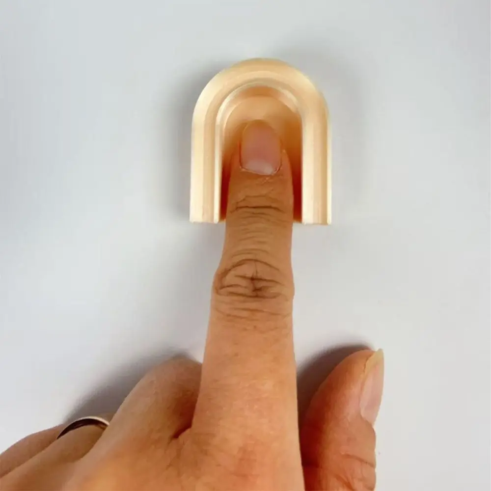 U-Shaped Magnet 5D Suede Nail Wide Light Multiple Colors Nail Art Tools Velvet Texture Creative Ornaments Cat Eye Magnet